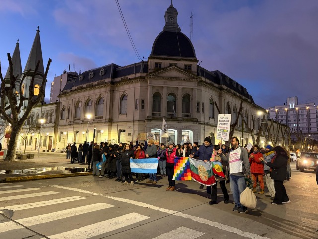 Marcharon en Olavarr�a contra de la llamada 